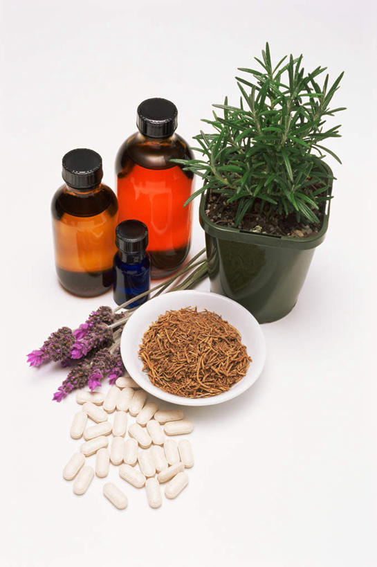 无人,竖图,俯视,室内,特写,白天,白色背景,爱情,安全,植物,餐具,一堆,许多,堆叠,堆积,盛开,碟子,罐子,盘,盆栽,药剂,防护,盆景,浪漫,花蕾,胶囊,玻璃制品,花,花瓣,花朵,鲜花,一个,绿色,紫色,自然,盘子,玻璃瓶,精油,瓶子,香薰,药品,碟,香草,花苞,花蕊,薰衣草,放松,治疗,芳香疗法,摄影,影棚,生长,单个,成长,堆,保护,药物,医疗,保险,预防,舒心,呼吸,舒缓,香薰精油,养颜,灯芯草,灵香草,黄香草,减压,奇迹,灯心草,蔺草,龙须草,马棕根,蓑衣草,野席草,香薰疗法,植物精油,平安,彩图,高角度拍摄,影棚拍摄,拍摄