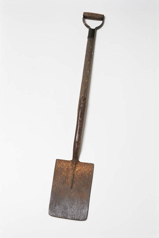 无人,竖图,俯视,室内,特写,白天,白色背景,静物,金属制品,生锈,金属,铲子,工具,一个,摄影,影棚,单个,腐蚀,侵蚀,挖掘,农具,耕具,腐化,开掘,锈迹斑斑,发掘,开垦,彩图,高角度拍摄,影棚拍摄,拍摄