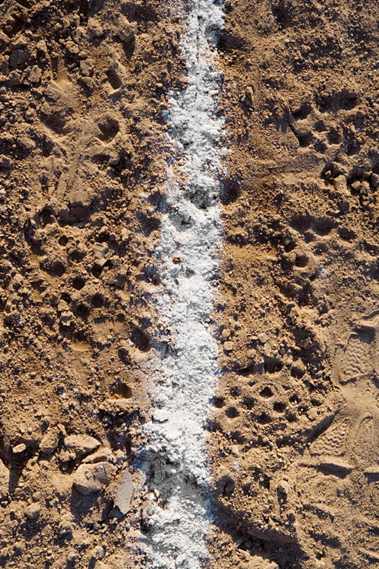 无人,体育馆,运动场,竖图,俯视,室外,特写,白天,锻炼,运动,棒球,垒球,笔,工具,线,体育场,球,白色,粉笔,学习用品,文具用品,运动馆,白垩,体育,彩图,高角度拍摄,健身