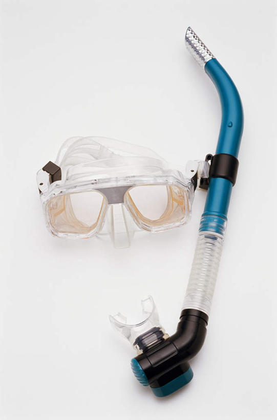 游泳,无人,竖图,俯视,室内,特写,白天,白色背景,锻炼,运动,静物,一副,阴影,反射,潜水镜,影子,泳镜,运动器械,一个,健身器械,潜水,摄影,影棚,单个,呼吸管,潜水装备,健身器材,面镜,浮潜,潜水运动,体育,彩图,高角度拍摄,影棚拍摄,健身,拍摄,运动器材