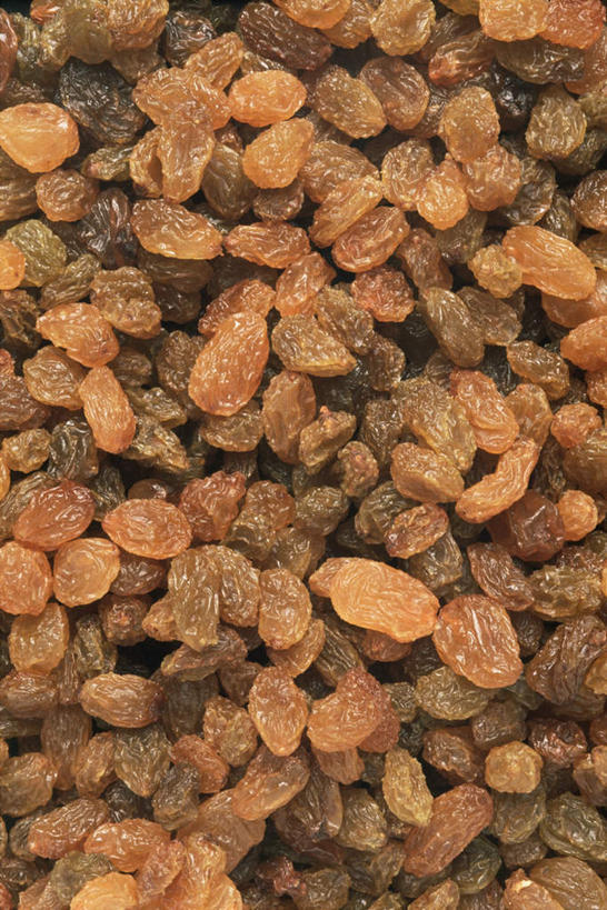 无人,竖图,俯视,室内,特写,白天,葡萄,水果,一堆,许多,堆叠,堆积,新鲜,生食,食品,坚果,果实,食物,干果,葡萄干,菱角,有机食品,绿色食品,堆,芰实,菱实,乌菱,山葫芦,蒲桃,草龙珠,彩图,高角度拍摄