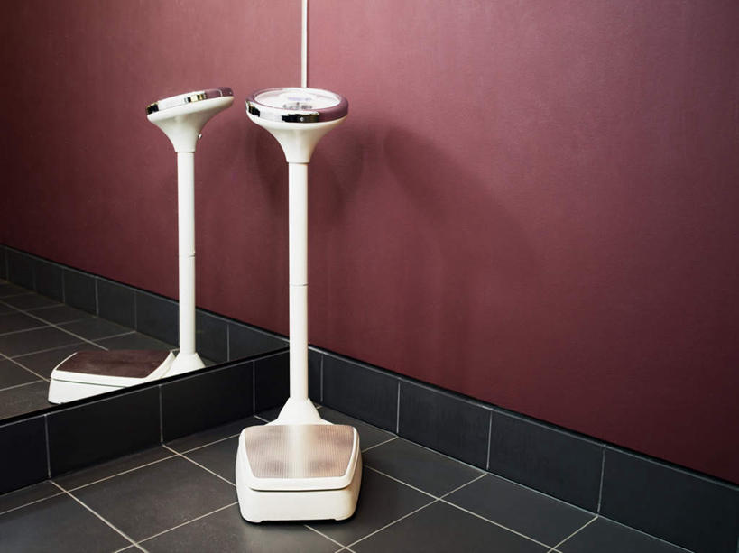 无人,横图,室内,白天,正面,仪器,镜子,阴影,反射,瓷砖,地砖,影子,墙,地面,生活,墙壁,墙面,健康,镜像,衡量,体重,镜面,计量,衡器,健康秤,秤,体重秤,彩图