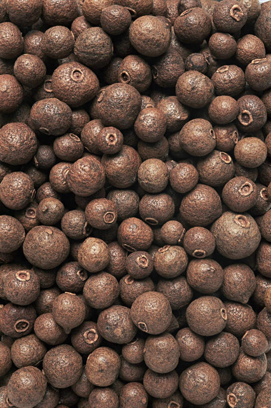 咖哩,无人,竖图,俯视,室内,特写,白天,烹饪,一堆,许多,堆叠,堆积,调料,调味,香料,佐料,料理,食品,调味品,很多,调味料,咖喱,菜肴,美食,食物,摄影,佳肴,影棚,堆,配料,多香果,牙买加胡椒,作料,三香子甘椒,胡椒,彩图,高角度拍摄,影棚拍摄,拍摄