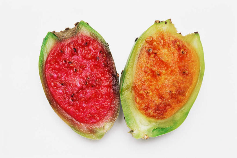 无人,横图,俯视,室内,特写,白天,白色背景,植物,仙人球,水果,切开,阴影,新鲜,反射,影子,生食,食品,果实,草药,中药,食物,一个,切,摄影,有机食品,绿色食品,影棚,单个,药材,中草药,剖面,切面,中药材,本草,草球,长盛球,彩图,高角度拍摄,影棚拍摄,拍摄