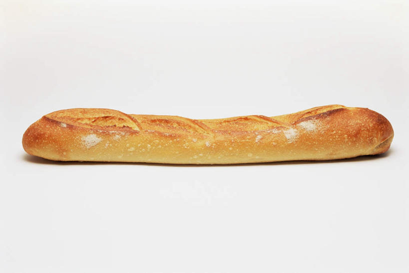 点心,面包,无人,横图,室内,特写,白天,白色背景,正面,阴影,反射,影子,食品,面点,棕色,法国面包,食物,糕点,一个,摄影,影棚,单个,长棍面包,法式长棍面包,彩图,影棚拍摄,拍摄