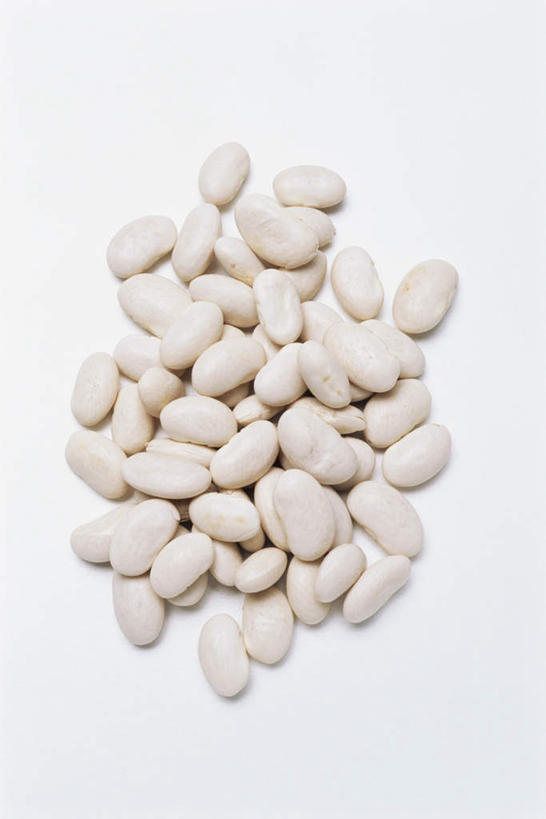 无人,竖图,俯视,室内,特写,白天,白色背景,蔬菜,一堆,许多,阴影,堆叠,堆积,新鲜,反射,影子,豆类,食品,食物,摄影,有机食品,绿色食品,影棚,堆,白豆,眉豆,饭豇豆,饭豆,甘豆,彩图,高角度拍摄,影棚拍摄,拍摄