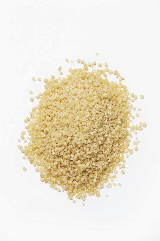 无人,竖图,俯视,室内,特写,白天,白色背景,一堆,许多,堆叠,堆积,谷物,粟米,摄影,影棚,堆,小米,谷子,粟,粢米,彩图,高角度拍摄,影棚拍摄,拍摄