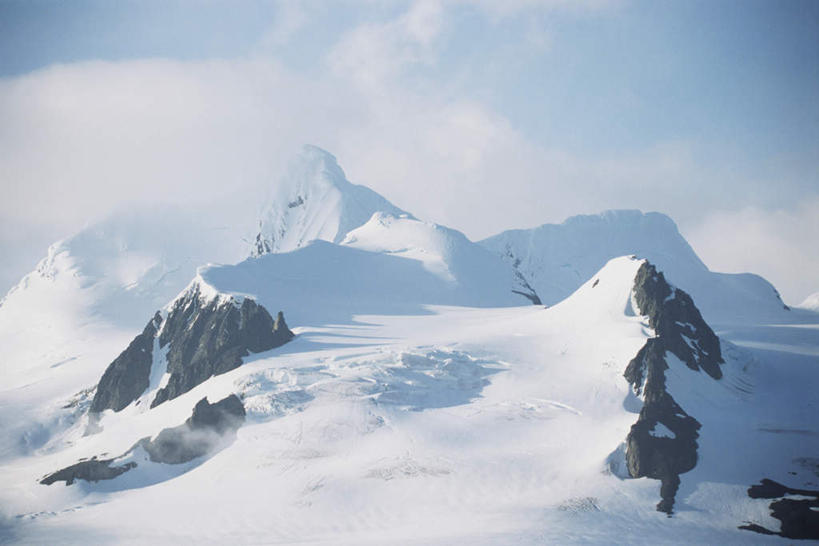 无人,横图,室外,白天,正面,旅游,度假,美景,山,雪,雪山,雾,大雪,珠峰,尼泊尔,中国,亚洲,阴影,朦胧,模糊,光线,影子,冰,积雪,景观,山峰,雪景,云,云朵,冬季,冬天,山峦,云彩,娱乐,蓝色,白云,蓝天,天空,阳光,自然,天,享受,休闲,景色,放松,寒冷,晴朗,迷雾,冰冷,自然风光,南亚,东亚,尼泊尔王国,中华人民共和国,珠穆朗玛峰,严寒,冰凉,酷寒,凛冽,凛凛,极冷,圣母峰,珠穆朗玛,萨加玛塔峰,大雾,晴空,彩图