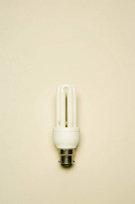 无人,竖图,俯视,室内,特写,白天,节能,静物,照明,环保,灯泡,灯,节能灯,一个,灯具,摄影,影棚,能源,单个,照亮,低碳,照明工具,荧光灯,彩图,高角度拍摄,影棚拍摄,拍摄