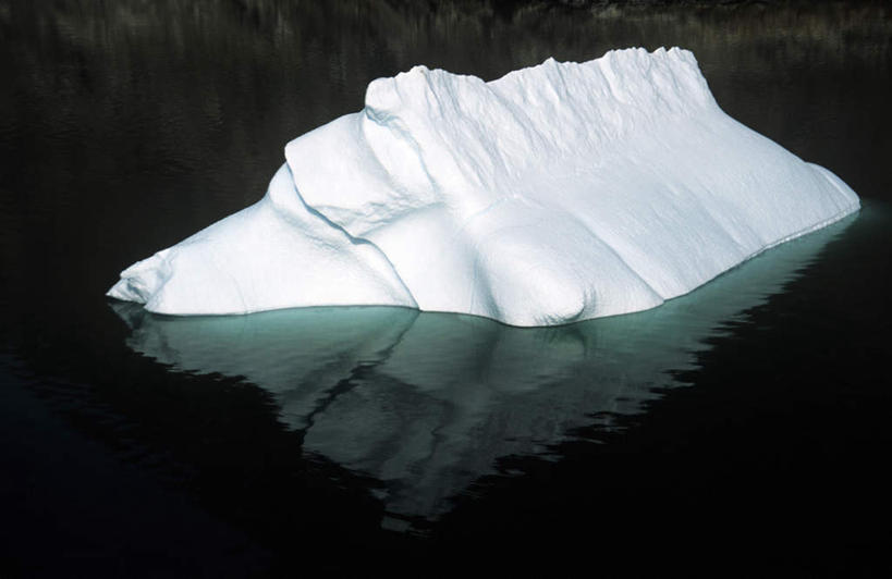 无人,横图,俯视,室外,白天,旅游,度假,冰山,海浪,海洋,石头,美景,山,丹麦,欧洲,石子,冰,景观,浪花,山峰,山峦,娱乐,冰川,倒影,自然,海水,享受,休闲,景色,放松,寒冷,冰冷,倒映,自然风光,北欧,冰河,海景,格陵兰,格陵兰岛,严寒,丹麦王国,冰凉,酷寒,凛冽,凛凛,极冷,反照,大海,风浪,海,海水的波动,近岸浪,石块,岩石,涌浪,彩图,高角度拍摄