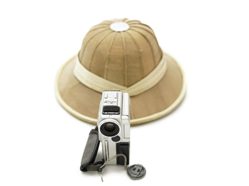 无人,横图,俯视,室内,特写,白天,白色背景,静物,帽子,摄像机,一个,遮阳帽,摄像,摄影,影棚,单个,摄影机,录像,一顶,彩图,高角度拍摄,影棚拍摄,拍摄