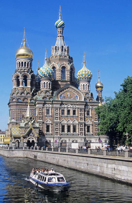 无人,教堂,竖图,室外,白天,正面,旅游,度假,河流,水,植物,标志建筑,城市,地标,建筑,轮船,船,美国,一艘,阴影,波纹,飞溅,节日,溅,光线,液体,影子,河水,水滴,水流,文化,娱乐,建设,水珠,树,树木,蓝色,绿色,蓝天,水纹,天空,阳光,自然,船尾波,交通工具,波浪,天,祈祷,享受,休闲,健康,旅游胜地,放松,许愿,宗教,信仰,生长,晴朗,成长,纪念,祈求,北美,北美洲,喷洒,载具,美洲,信念,佛罗里达,佛罗里达州,佛州,阳光州,万里无云,圣彼得堡,北亚美利加洲,亚美利加洲,平安,晴空,晴空万里,彩图,大教堂,礼拜堂,圣彼得斯堡