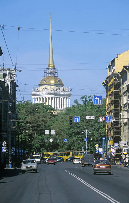 无人,竖图,室外,白天,正面,度假,技术,美景,植物,城市风光,城市,道路,建筑,路,公路,汽车,美国,许多,阴影,光线,影子,景观,云,云朵,分界线,停车线,交通,云彩,娱乐,设备,车,吊车,树,树木,施工,蓝色,绿色,白云,蓝天,天空,阳光,自然,交通工具,轿车,天,享受,休闲,机械,起重机,景色,放松,生长,晴朗,成长,车行道,车行道分界线,工程,北美,北美洲,载具,标线,美洲,佛罗里达,车行线,佛罗里达州,佛州,阳光州,圣彼得堡,北亚美利加洲,亚美利加洲,工作车,施工车,汽车吊,晴空,马路,彩图,圣彼得斯堡