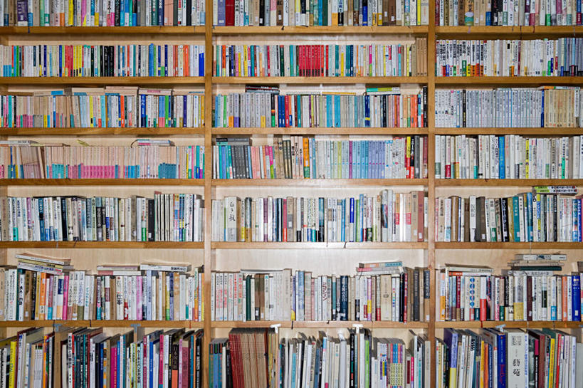 无人,商店,书店,横图,室内,白天,正面,购物,看书,阅读,消费,书架,超市,书籍,一排,许多,学习,服装,整齐,并列,并排,很多,休闲装,排列,衣服,书本,看,休闲,休闲服,读书,浏览,金融,百货,服饰,队列,平行,选购,贸易,百货公司,血拼,书,图书,彩图,购物商场,购物中心,商业中心