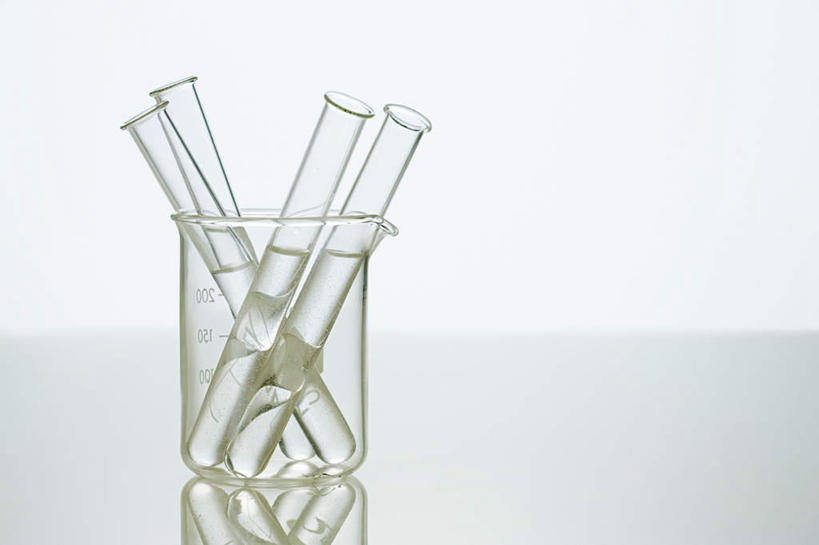 无人,横图,室内,特写,白天,白色背景,正面,实验,仪器,静物,杯子,许多,阴影,研究,透明,反射,分析,化学,测试,烧杯,试管,液体,影子,很多,玻璃制品,玻璃瓶,瓶子,器皿,摄影,影棚,计量,玻璃仪器,试验耗材,实验用品,玻璃杯,彩图,影棚拍摄,拍摄