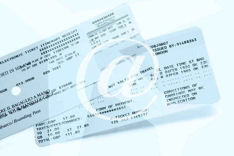 无人,横图,俯视,室内,特写,白天,白色背景,指示牌,静物,两张,一排,许多,整齐,英文,标志,文字,字符,字母,标识,排列,摄影,影棚,英文字母,客机,队列,彩图,高角度拍摄,影棚拍摄,拍摄,机票