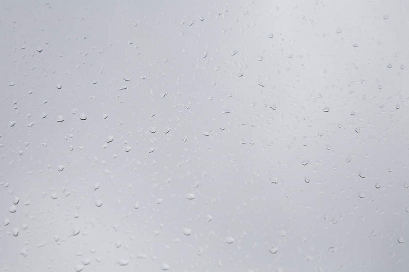 无人,横图,室内,特写,白天,正面,雨,大雨,窗户,落地窗,朦胧,模糊,乌云,云,阴天,云朵,云彩,玻璃窗,天空,天,昏暗,阴沉,彩图