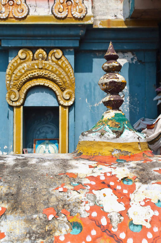 无人,寺庙,竖图,室内,白天,正面,抽象,旅游,度假,绘画,标志建筑,地标,建筑,印度,亚洲,节日,艺术,彩绘,图案,墙,艺术品,古典,燃烧,文化,娱乐,建设,墙壁,墙面,蓝色,香火,工艺品,庙宇,品味,祈祷,享受,休闲,概念,健康,旅游胜地,放松,许愿,宗教,信仰,纪念,祈求,美术,高雅,南亚,印度共和国,美学,泰米尔纳德邦,图文,泰米尔纳德,平安,彩图,涂鸦,庙,寺