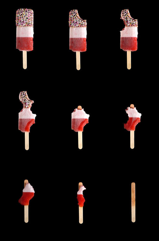 无人,竖图,室内,特写,白天,正面,许多,咬,阴影,黑色背景,反射,影子,清凉,棒冰,冰棍,排列,冷饮,舒服,摄影,影棚,木棍,解暑,冰棒,解渴,舒爽,消暑,冰条,摆列,彩图,影棚拍摄,拍摄,布列,分列