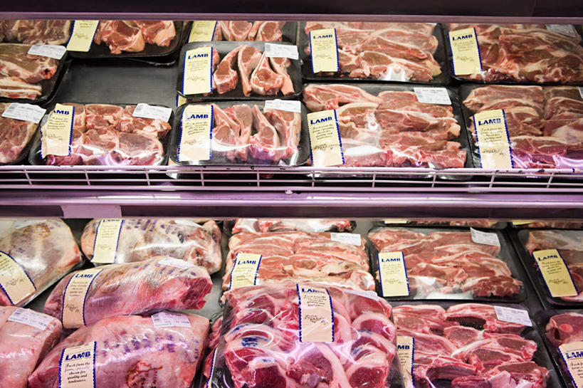 无人,商店,横图,俯视,室内,特写,白天,购物,消费,超市,许多,朦胧,模糊,塑料,肉,肉类,货架,架子,盒子,容器,塑料制品,金融,百货,储藏,储存,陈列架,选购,贸易,肉食,百货公司,血拼,超市货架,超级市场,大卖场,彩图,高角度拍摄,购物商场,购物中心,商业中心,贮存