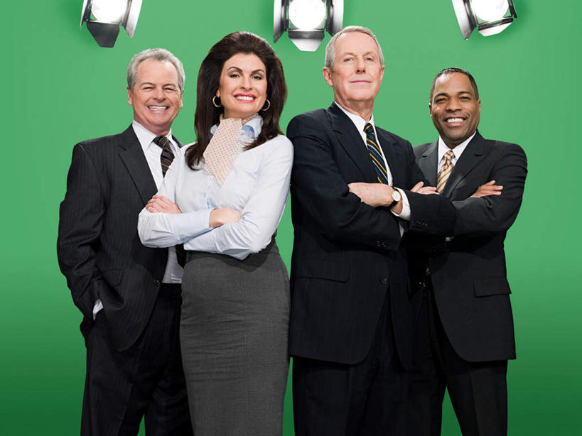 西方人,四个人,伙伴,朋友,站,笑,双手交叉,微笑,露齿笑,横图,室内,白天,正面,衬衫,西装,友谊,合作,团队,照明,欧洲,非洲,黑人,欧洲人,绿色背景,阴影,套装,正装,光线,影子,灯光,领带,注视,职业装,灯,灯具,观察,看,站着,战略,媒体,摄影,影棚,观看,司仪,聚光灯,照亮,察看,演播室,双手抱胸,象征,庄重,照明设备,关注,广播,身份,宣传,主持人,主持,联合,合谋,正式,地位,电视节目主持人,节目主持人,配合,协作,男人,男性,年轻男性,白种人,非洲人,站立,半身,彩图,影棚拍摄,衬衣,拍摄