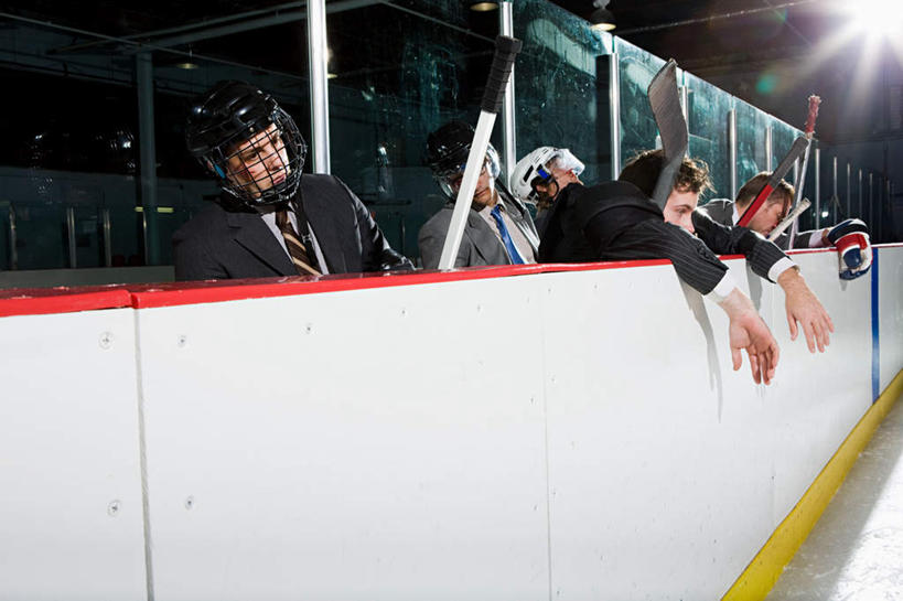 西方人,同事,商务人士,运动员,商务男性,商务女性,站,闭眼,横图,室内,白天,侧面,衬衫,锻炼,成功,运动,合作,团队,集体,信心,欧洲,欧洲人,五个人,套装,墙,冰,许多人,注视,娱乐,队伍,墙壁,墙面,白色,浮冰,观察,看,站着,一群人,享受,休闲,疲倦,放松,寒冷,搭,观看,察看,冰冷,疲劳,领导,疲惫,成就,搭着,关注,商务装,困乏,合伙,领袖,工薪阶层,室内运动,溜冰场,疲乏,严寒,冰凉,酷寒,凛冽,凛凛,极冷,流冰,浮冰块,委顿,疲困,疲顿,疲钝,倦怠,怠倦,损伤,男人,男性,年轻男性,中年男性,白种人,白领,上班族,体育运动员,运动选手,闭眼睛,闭着眼,闭着眼睛,站立,半身,彩图,衬衣,健身