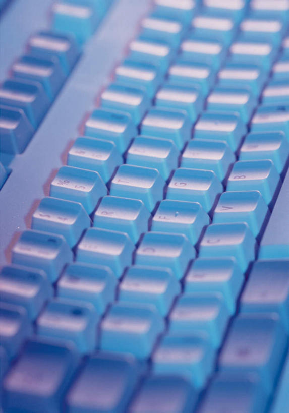 无人,竖图,俯视,室内,特写,白天,键盘,静物,阴影,反射,影子,输入设备,通讯设备,一个,单个,通信设备,彩图,高角度拍摄