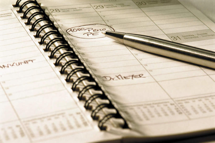 无人,横图,室内,特写,白天,正面,静物,阴影,反射,英文,笔,标志,文字,影子,字符,字母,办公用品,钢笔,记事本,标识,文具,本子,笔记本,学习用品,记录,英文字母,文具用品,一支,记载,记实,纪录,彩图