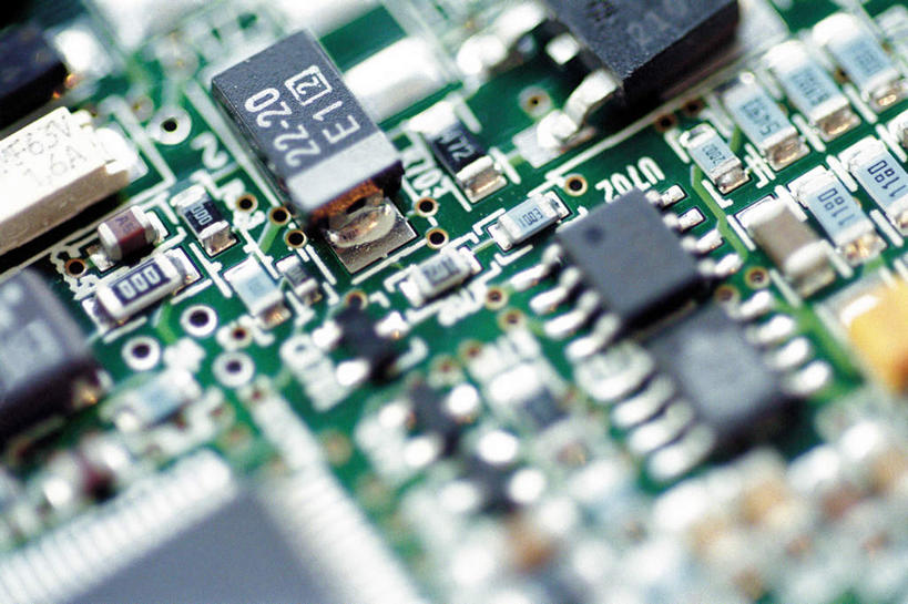 无人,横图,俯视,室内,特写,白天,科技,静物,阴影,朦胧,模糊,反射,科学,电路板,影子,芯片,计算机,彩图,高角度拍摄