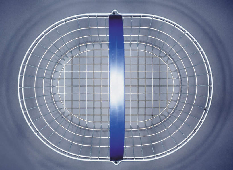 无人,横图,俯视,室内,特写,白天,静物,购物车,金属制品,金属,购物篮,一个,摄影,影棚,单个,便利,存放,载具,快捷,方便,寄存,寄放,暂存,彩图,高角度拍摄,影棚拍摄,拍摄