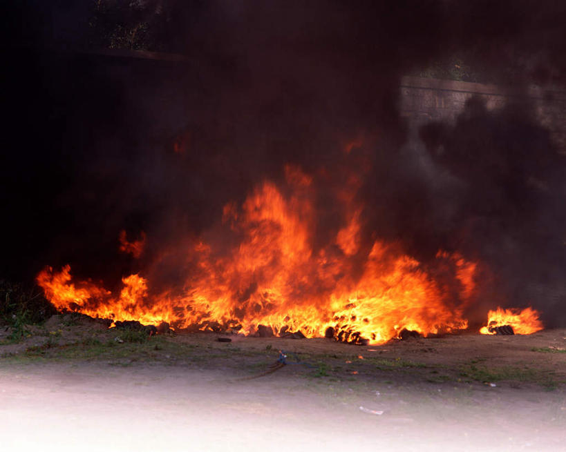 无人,横图,室外,白天,正面,热情,火,一堆,废弃,堆叠,堆积,环保,火焰,垃圾,燃烧,肮脏,能源,堆,垃圾场,回收,资源,点火,丢弃,利用,低碳,循环,邋遢,收集,焚烧,持续,龌龊,污秽,彩图