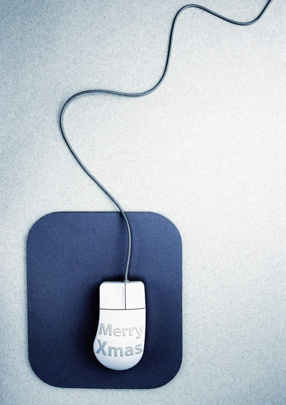 无人,竖图,俯视,室内,特写,白天,鼠标,键盘,静物,阴影,灰色背景,反射,英文,标志,文字,影子,字符,字母,鼠标垫,输入设备,通讯设备,标识,一个,蓝色,垫子,摄影,影棚,单个,英文字母,便利,舒适,通信设备,彩图,高角度拍摄,影棚拍摄,拍摄