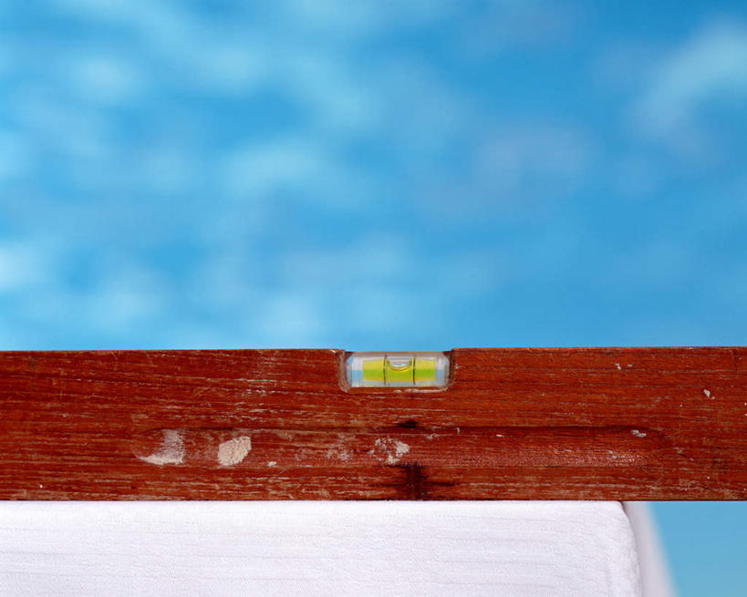 无人,横图,室外,特写,白天,仰视,装修,建筑,静物,阴影,光线,测量,影子,刻度,云,云朵,云彩,一个,蓝色,白云,蓝天,天空,阳光,尺,天,垂直,晴朗,单个,测量工具,水平仪,水平,尺子,水平尺,水准仪,量具,量仪,水平仪器,晴空,彩图,低角度拍摄