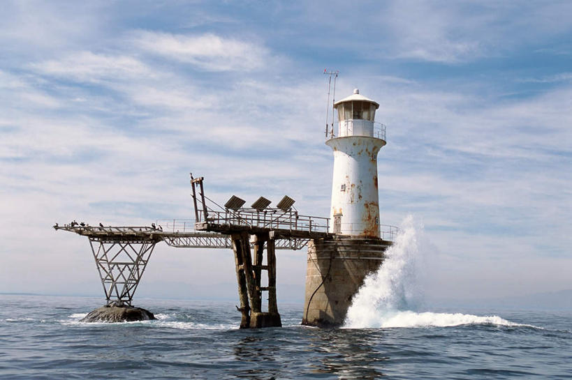 无人,横图,室外,白天,正面,旅游,度假,技术,海浪,海洋,美景,道路,建筑,非洲,南非,阴影,光线,信息,影子,景观,浪花,水平线,云,云朵,辽阔,灯塔,交通,海平线,首都,云彩,方向,娱乐,设备,吊车,施工,蓝色,白云,蓝天,天空,阳光,自然,海水,交通工具,天,享受,休闲,广阔,机械,起重机,景色,放松,晴朗,引导,指引,一望无际,工程,自然风光,载具,海景,开普敦,省会,阿非利加洲,航标,立法首都,工作车,施工车,汽车吊,南非共和国,西开普省,无边无际,一马平川,福尔斯湾,大海,风浪,海,海水的波动,近岸浪,涌浪,晴空,彩图,水天相接,水天一线,导航