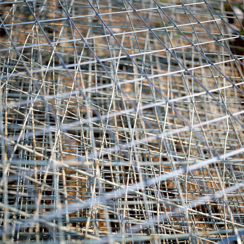 无人,横图,俯视,室外,白天,一排,许多,阴影,整齐,光线,影子,支架,架子,脚手架,排列,施工,阳光,建筑工地,支撑,固定,队列,地盘,建筑地盘,施工地盘,彩图,高角度拍摄,工地,稳固