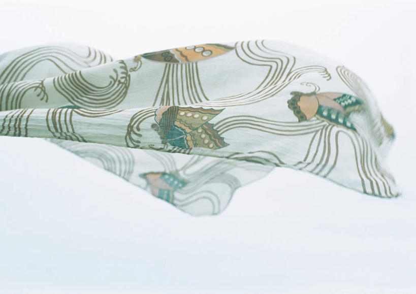 无人,横图,室外,特写,白天,正面,美景,风,纺织品,一条,花纹,丝巾,图案,景观,纺织,一个,蓝色,蓝天,天空,自然,天,景色,飘,单个,微风,自然风光,彩图