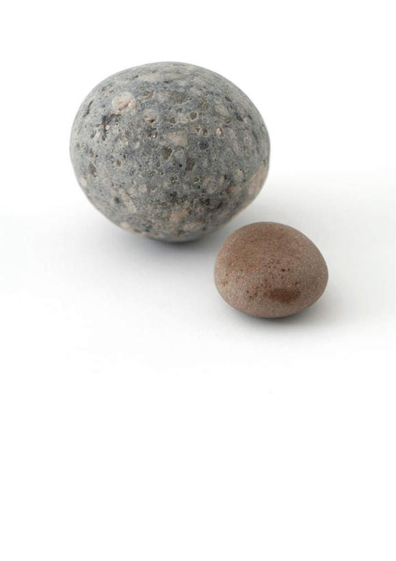 无人,竖图,俯视,室内,特写,白天,白色背景,石头,美景,静物,两块,朦胧,模糊,石子,景观,自然,鹅卵石,景色,摄影,影棚,自然风光,按摩石,石块,彩图,高角度拍摄,影棚拍摄,拍摄