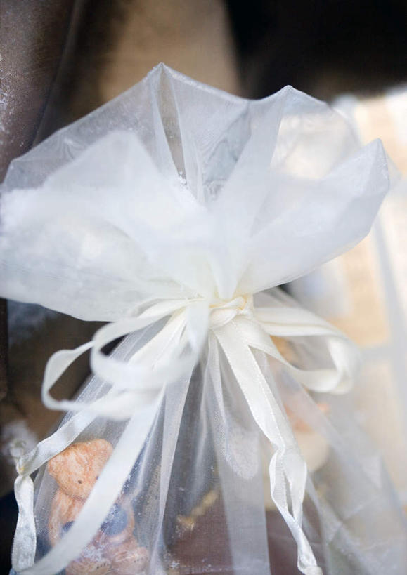 无人,竖图,室外,白天,正面,圣诞节,阴影,节日,朦胧,模糊,庆祝,装饰,纺织物,影子,文化,装饰品,一个,蝴蝶结,绳子,装饰物,庆典,单个,纪念,彩图