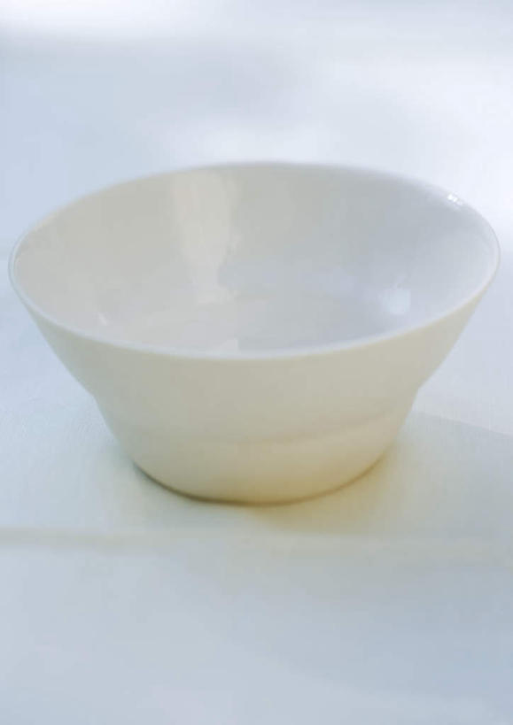 无人,竖图,俯视,室内,特写,白天,桌面,桌子,餐具,一个,碗,单个,进餐用具,烹调用具,彩图,高角度拍摄