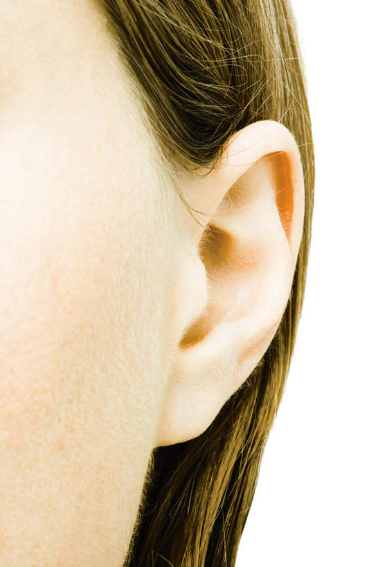 西方人,耳朵,一个人,竖图,室内,特写,白天,白色背景,正面,欧洲,欧洲人,仅一个年轻女性,仅一个女性,仅一个人,摄影,影棚,年轻女性,女人,女性,白种人,耳,耳部,半身,彩图,影棚拍摄,拍摄