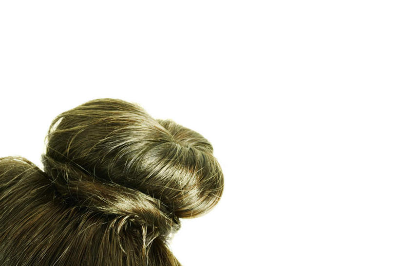 西方人,头发,一个人,横图,室内,特写,白天,白色背景,正面,欧洲,欧洲人,仅一个年轻女性,仅一个女性,仅一个人,金色,摄影,影棚,年轻女性,女人,女性,白种人,半身,彩图,影棚拍摄,拍摄