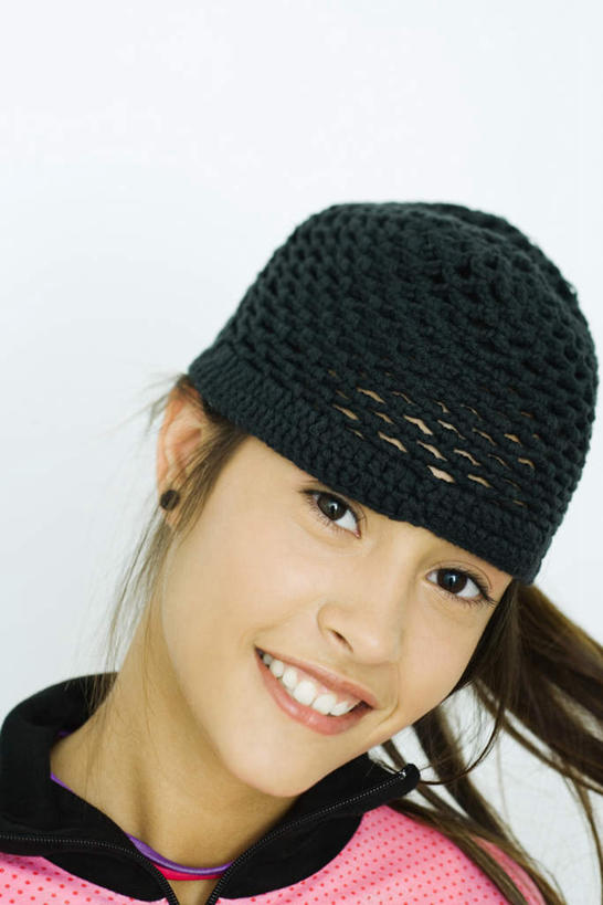 东方人,一个人,笑,微笑,露齿笑,竖图,室内,特写,白天,白色背景,正面,帽子,亚洲,仅一个年轻女性,仅一个女性,仅一个人,黄种人,摄影,影棚,绒线帽,年轻女性,女人,女性,亚洲人,半身,彩图,影棚拍摄,拍摄