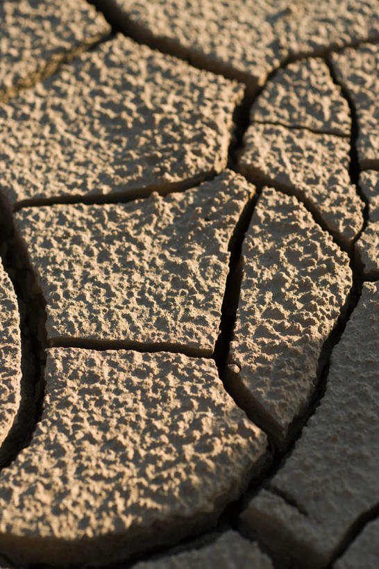 无人,竖图,俯视,室外,白天,美景,阴影,干裂,光线,影子,景观,泥土,土壤,阳光,自然,景色,干旱,灾难,自然风光,彩图,高角度拍摄