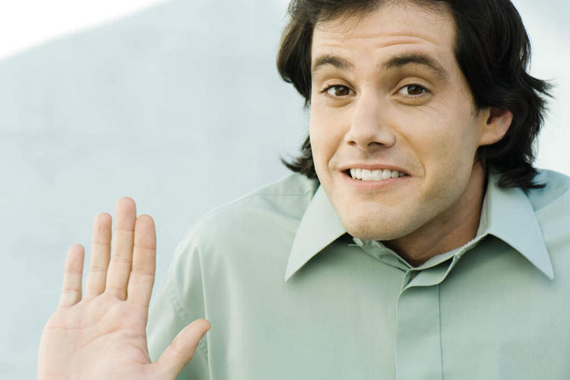 西方人,头发,一个人,站,笑,微笑,横图,室内,特写,白天,白色背景,正面,T恤衫,欧洲,欧洲人,仅一个男性,仅一个人,T恤,注视,仅一个年轻男性,黑色,灰色,看,站着,伸手,摄影,影棚,男人,男性,年轻男性,白种人,抬头,仰头,站立,半身,彩图,影棚拍摄,拍摄