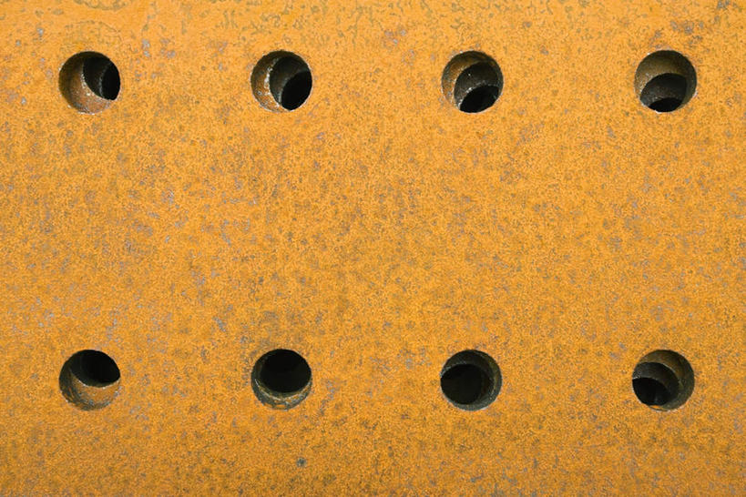 无人,横图,俯视,室外,特写,白天,建筑,静物,一堆,一排,许多,堆叠,堆积,整齐,生锈,透明,钢材,金属,辉煌,排列,黄色,健康,活泼,希望,堆,暖色,钢板,圆孔,队列,光辉,建筑材料,光明,功名,轻快,彩图,高角度拍摄