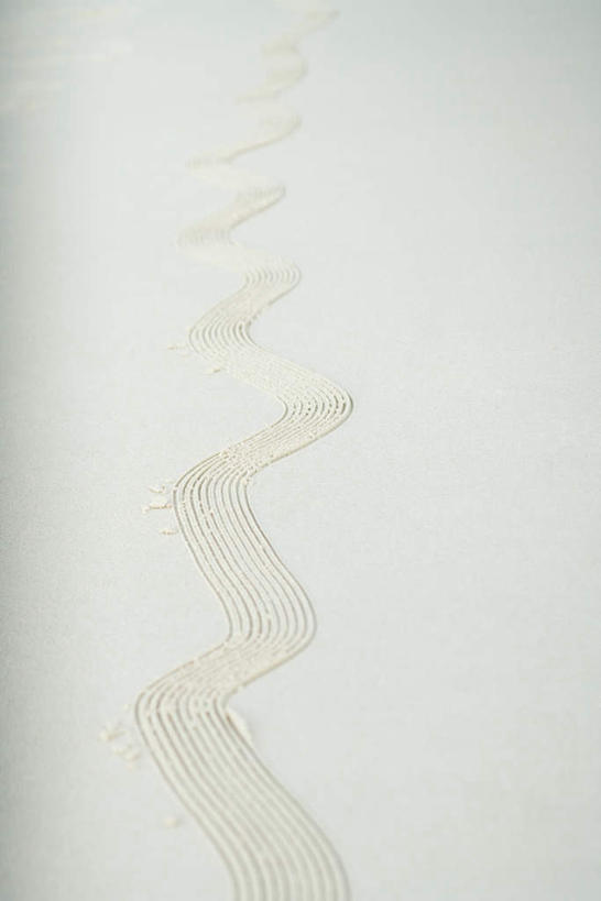 无人,竖图,俯视,室外,白天,旅游,度假,美景,沙滩,一排,许多,形状,弯曲,整齐,曲线,沙子,海岸,景观,沙地,痕迹,娱乐,排列,白色,自然,享受,休闲,景色,放松,队列,自然风光,沙画,海滩,彩图,高角度拍摄