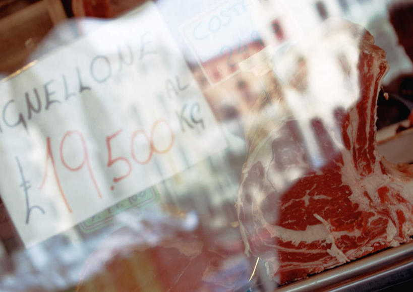 无人,横图,室内,白天,正面,烹饪,西餐,窗户,标志,文字,字符,字母,肉,料理,食品,切块,标识,猪肉,菜肴,美食,肉类,玻璃窗,食物,西式,佳肴,肉食,豚肉,彩图