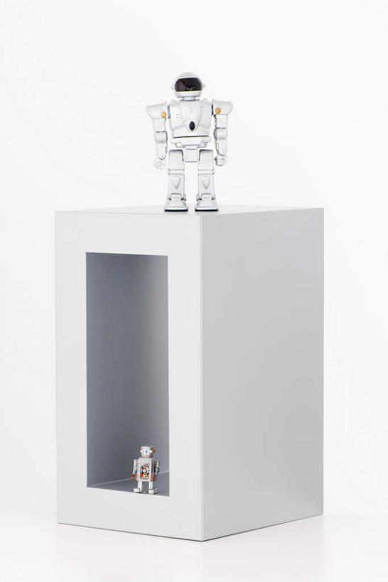 无人,宇航员,站,竖图,室内,白天,白色背景,正面,游戏,探险,神秘,柜子,玩具,宇航服,科学,头盔,玩,娱乐,两个,自然,站着,休闲,探索,益智,摄影,影棚,活动,发现,天体,太空服,发泄,消遣,智力,天文学,宣泄,玩耍,嬉戏,站立,彩图,全身,影棚拍摄,拍摄