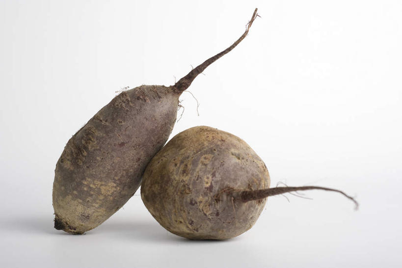 无人,横图,室内,特写,白天,白色背景,正面,餐桌,桌子,蔬菜,新鲜,食品,甜菜,食物,两个,摄影,有机食品,绿色食品,影棚,餐台,菾菜,彩图,影棚拍摄,拍摄