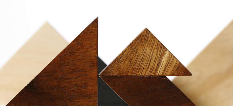 无人,横图,室内,特写,白天,白色背景,正面,游戏,智慧,静物,玩具,阴影,反射,木板,影子,玩,娱乐,休闲,积木,木块,益智,摄影,影棚,活动,思维,发泄,消遣,智力,想象,宣泄,玩耍,嬉戏,彩图,影棚拍摄,拍摄